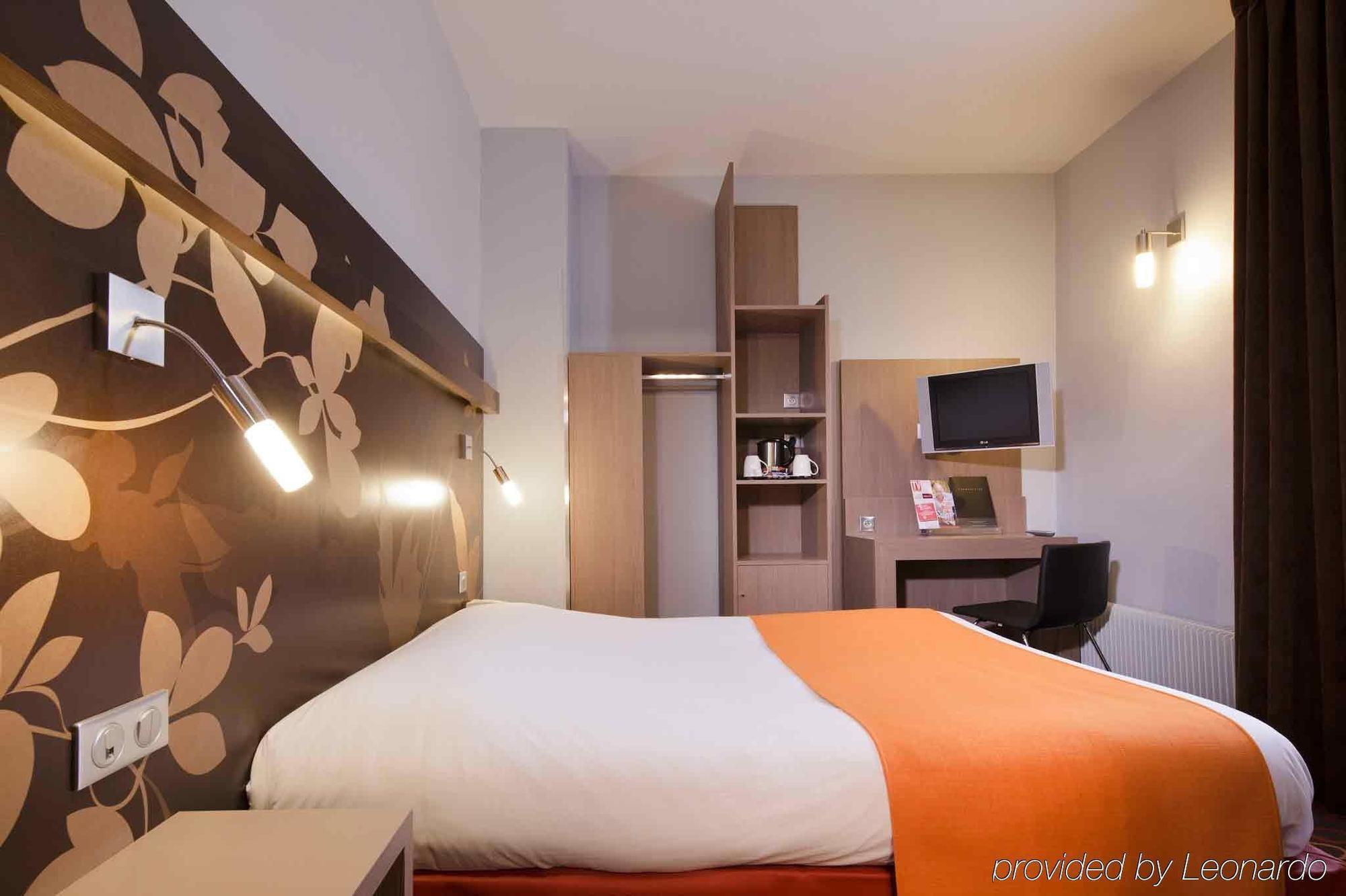 Hotel Mercure Gare De L'est Parigi